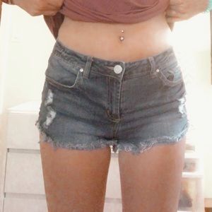 Refuge Ripped Jean Shorts SZ 6